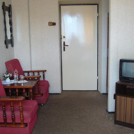 Karet Obiekt Hotelowy Skoczów Kültér fotó