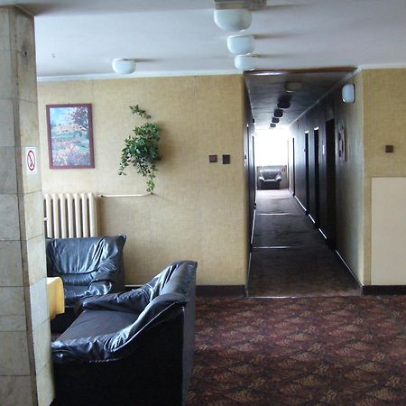 Karet Obiekt Hotelowy Skoczów Kültér fotó