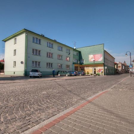 Karet Obiekt Hotelowy Skoczów Kültér fotó