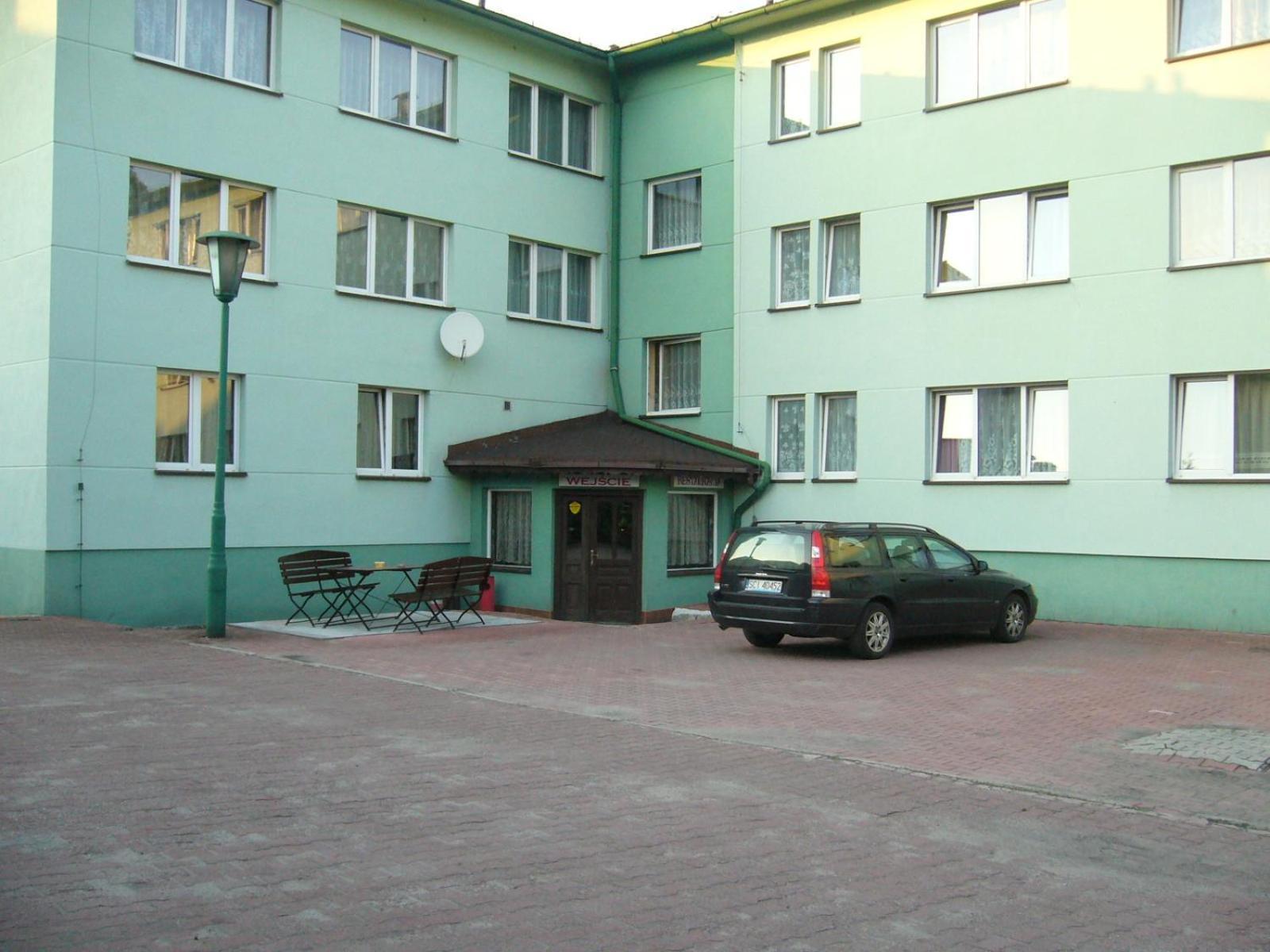 Karet Obiekt Hotelowy Skoczów Kültér fotó